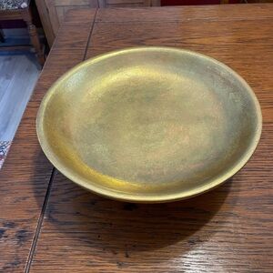 Luxurious Gold Serveware Bowl